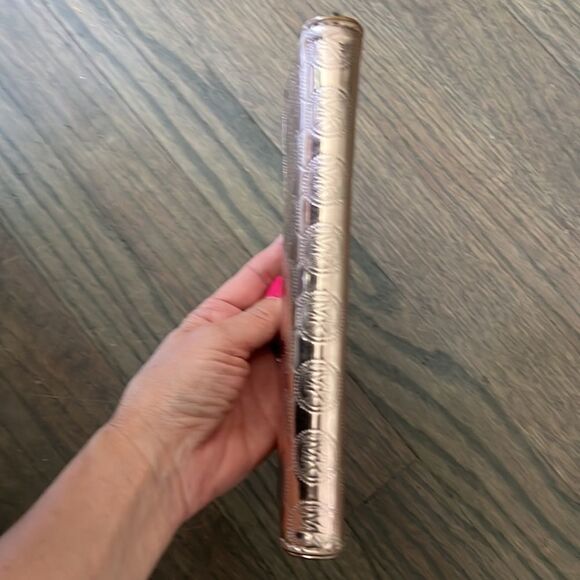 *Michael Kors* Monogram Gold Mirror Patent Large Wallet - Picture 4 of 10